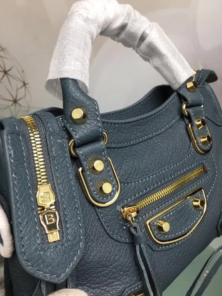 BALENCIAG巴黎世家 原版義大利進口山羊皮 小金釘 可單肩斜挎  BL1300